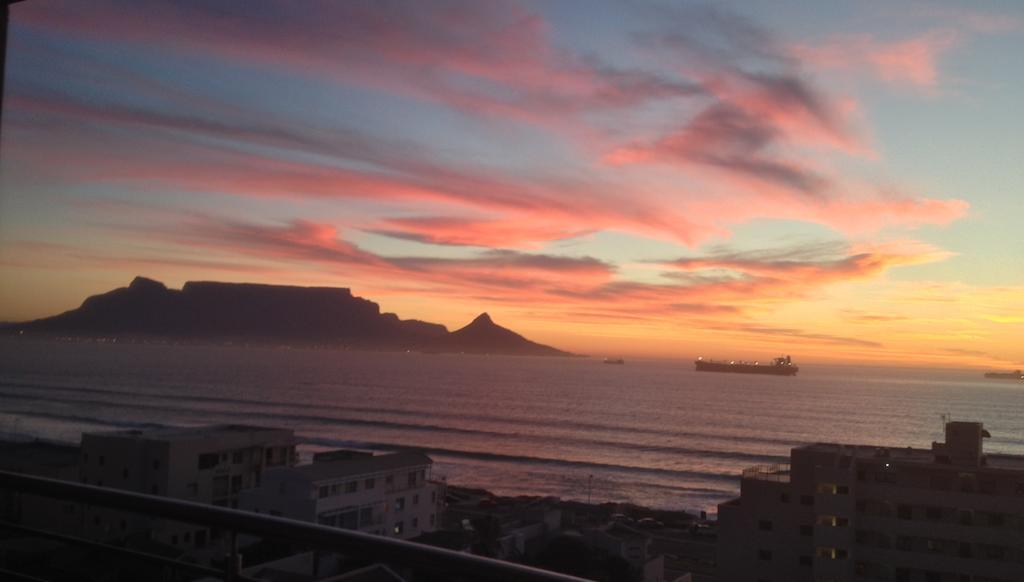 Atlantic Haven Apartment Bloubergstrand Room photo